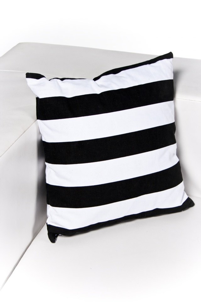 Rentals for weddings & event rentals | BLACK | Event Rentals offering table rentals, chair rentals, decor rentals and more for Weddings, Bar Mitzvahs, Corporate events, Trade shows & more Rentals for weddings & event rentals | Event Rentals offering table rentals, chair rentals, decor rentals and more for Weddings, Bar Mitzvahs, Corporate events, Trade shows & more